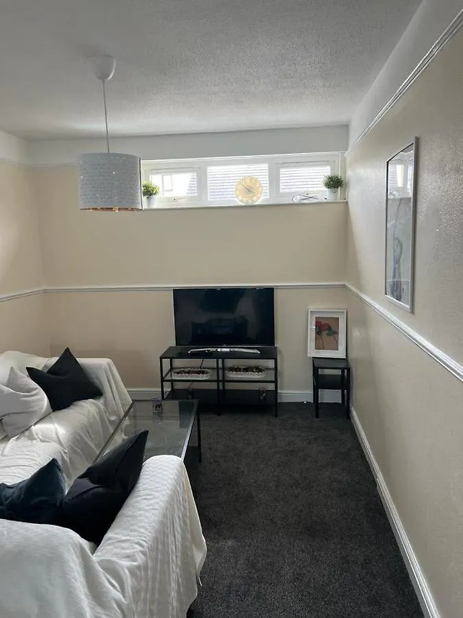 Stunning 3 Bedroom Property- Large Rooms London 0*,  United Kingdom