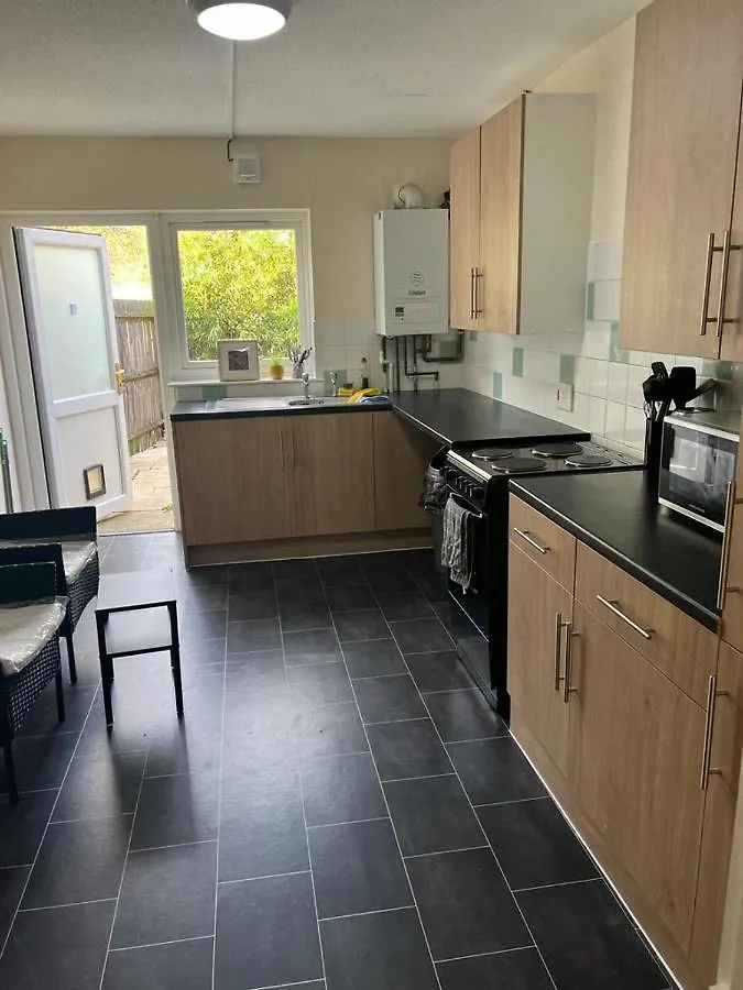 Homestay Stunning 3 Bedroom Property- Large Rooms London United Kingdom